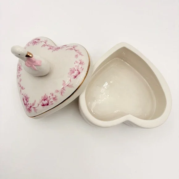 Heart Shaped Ceramic Trinket Box Swan Figurine Pink Floral Gold Trim Cottagecore - Picture 4 of 8